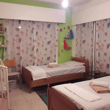Alexandros Apartment *