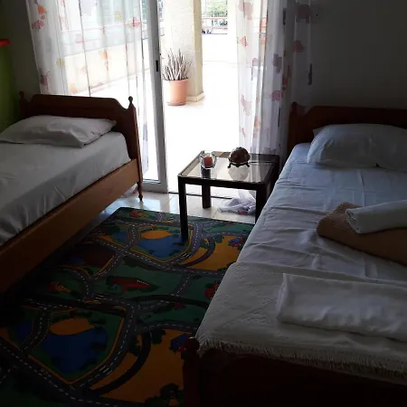 Alexandros Apartment Lejlighed